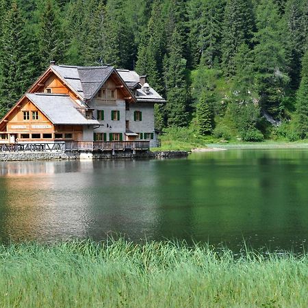 Rifugio Lago Nambino Madonna Esterno foto