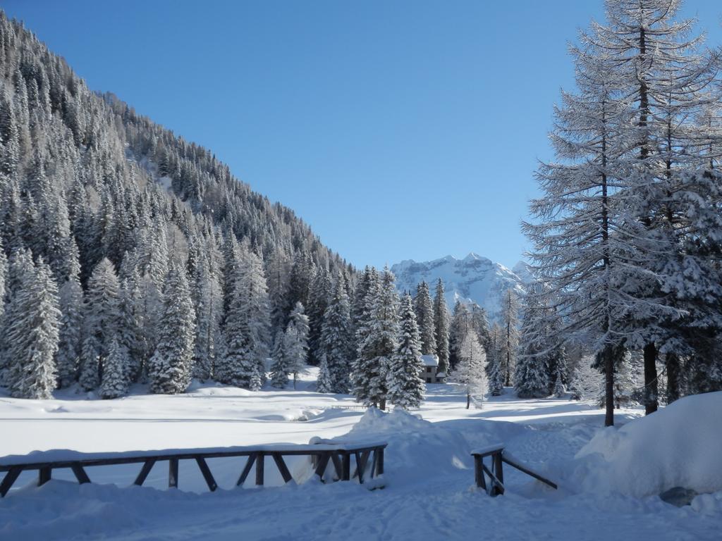 Rifugio Lago Nambino Madonna Esterno foto