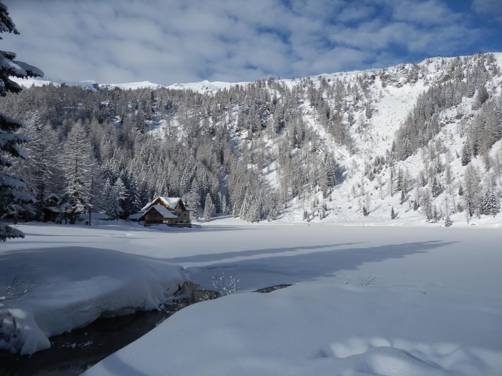 Rifugio Lago Nambino Madonna Esterno foto