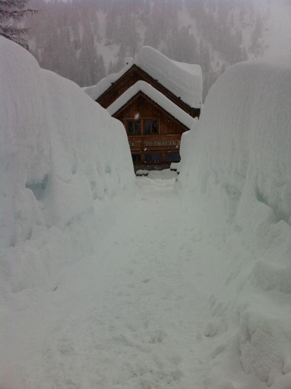 Rifugio Lago Nambino Madonna Esterno foto