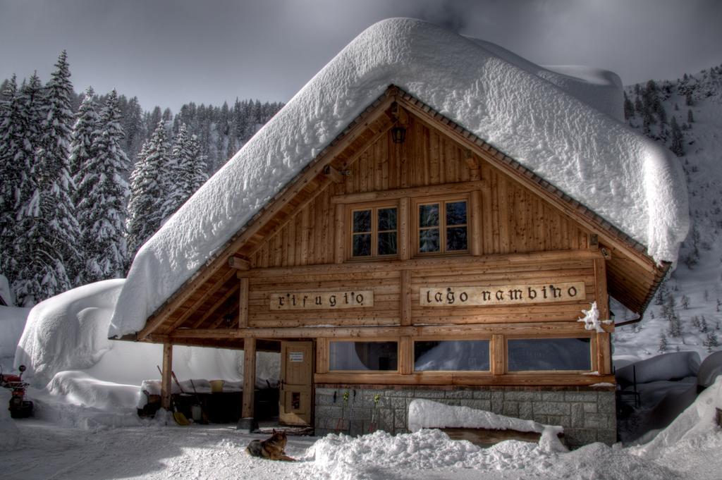 Rifugio Lago Nambino Madonna Esterno foto